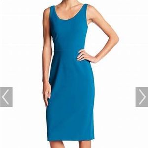 Betsey Johnson Scoop Neck Sleeveless Crepe Dress 6